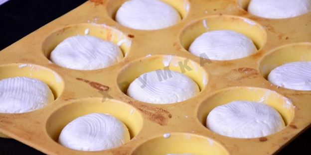 сырники с кокосовой стружкой и сгущенным молоком