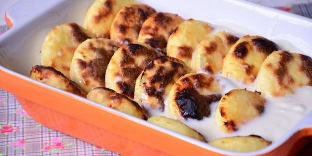 сырники с кокосовой стружкой и сгущенным молоком