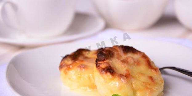 сырники с кокосовой стружкой и сгущенным молоком