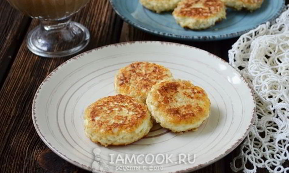 Рецепт сырников с овсяными хлопьями без муки