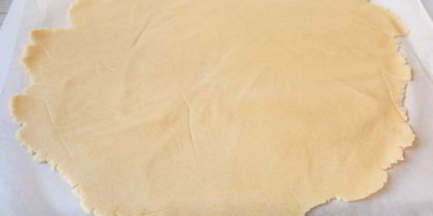 творожник с персиками