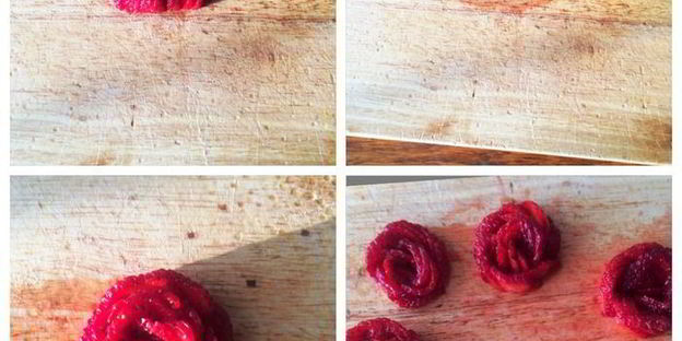 творожник со свежей клубникой и черешней