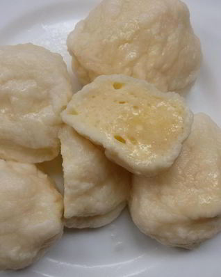 Вареные сырники для детей