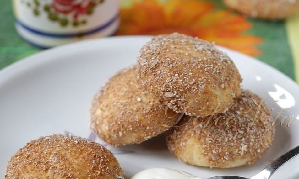 Рецепт запеченных сырников с цельнозерновой мукой