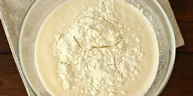 быстрое дрожжевое тесто на воде на пирожки