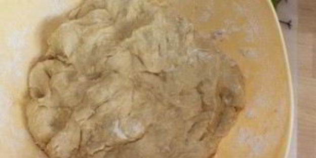 слоеное тесто на сковороде