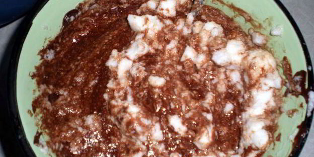 рулетоторт с шоколадным муссом