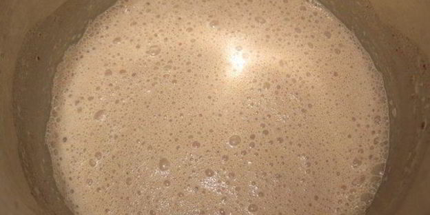 шоколадно-сливочный торт с бананами