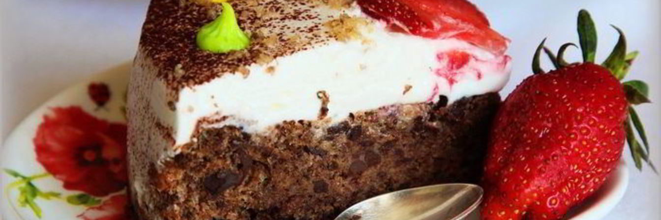 Шоколадный торт с грецкими орехами