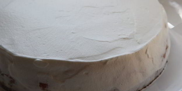 шоколадный торт с грецкими орехами