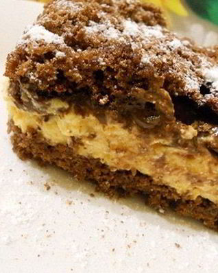 Шоколадный торт с хурмой