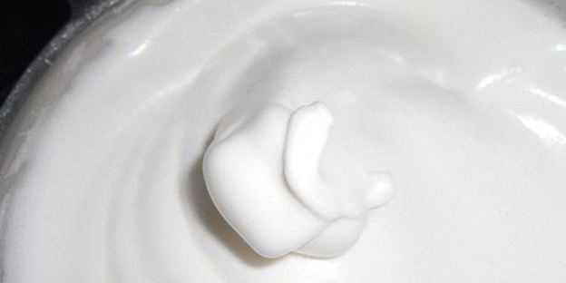 шоколадный торт с хурмой