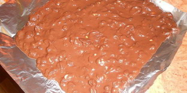 шоколадный торт с хурмой