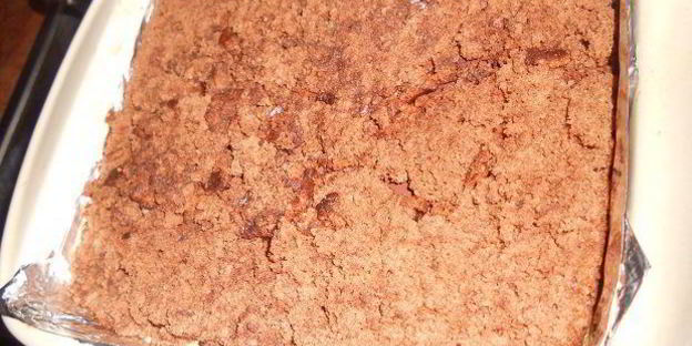 шоколадный торт с хурмой