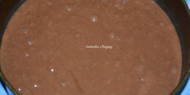 шоколадный торт с орехами