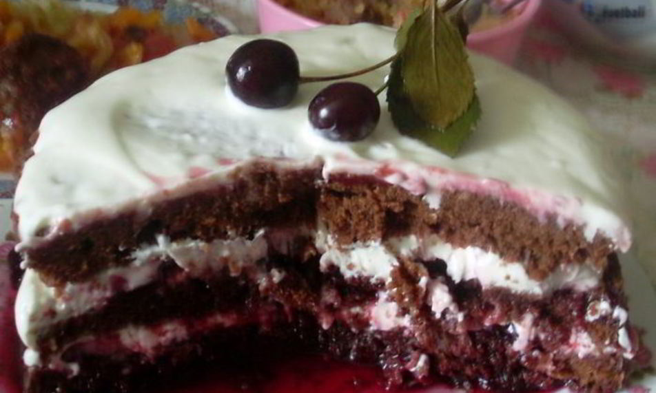 Рецепт шоколодного тортика с вишнея