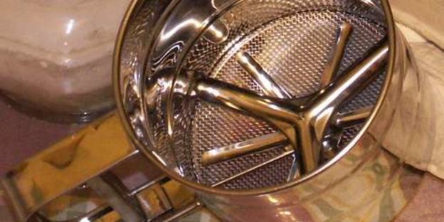 торт бисквитный