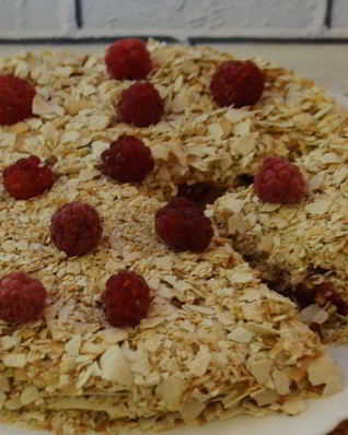 Торт из лаваша с малиной