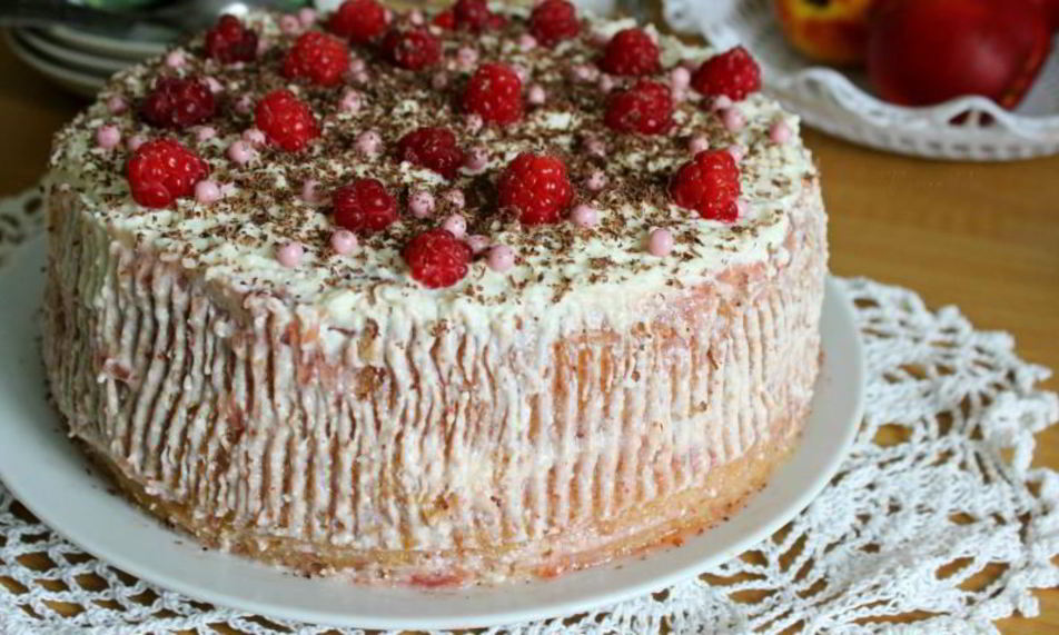 Рецепт торта с клубничным джемом и творожным кремом