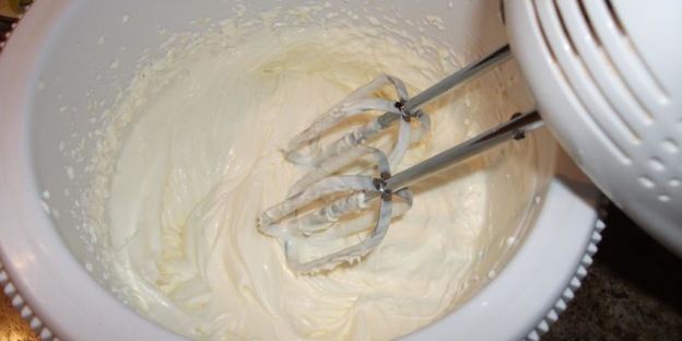 торт с кремом из йогурта