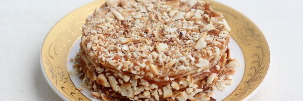 Торт с вареньем