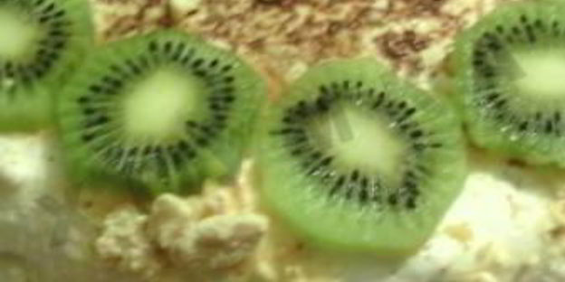 торт вдохновение с фруктами