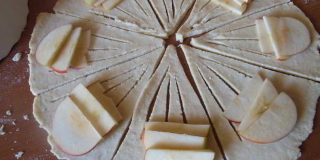 творожные конвертики с яблоками