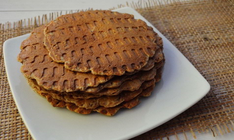 Рецепт диетических клубничных вафель