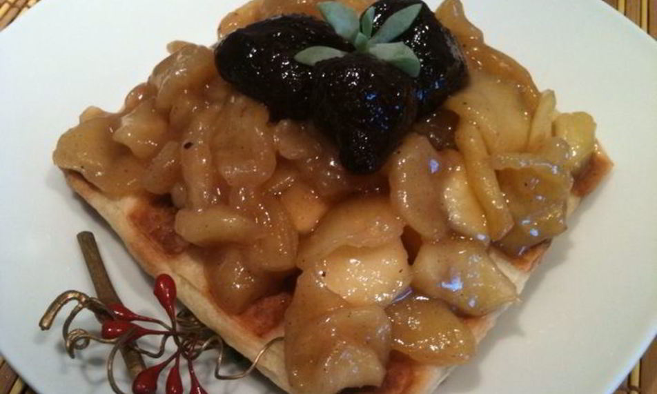 Рецепт слоеных вафель с карамельными яблоками