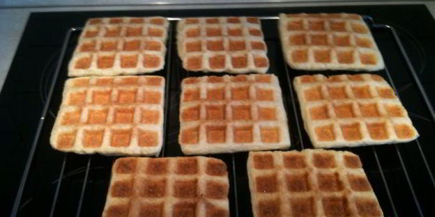 слоеные вафли с карамельными яблоками