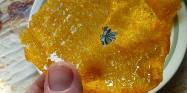 тыквенные тонкие вафли с домашней сгущенкой