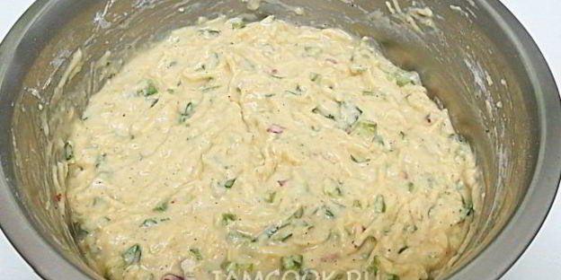 закусочные сырные вафли с болгарским перцем и зеленью