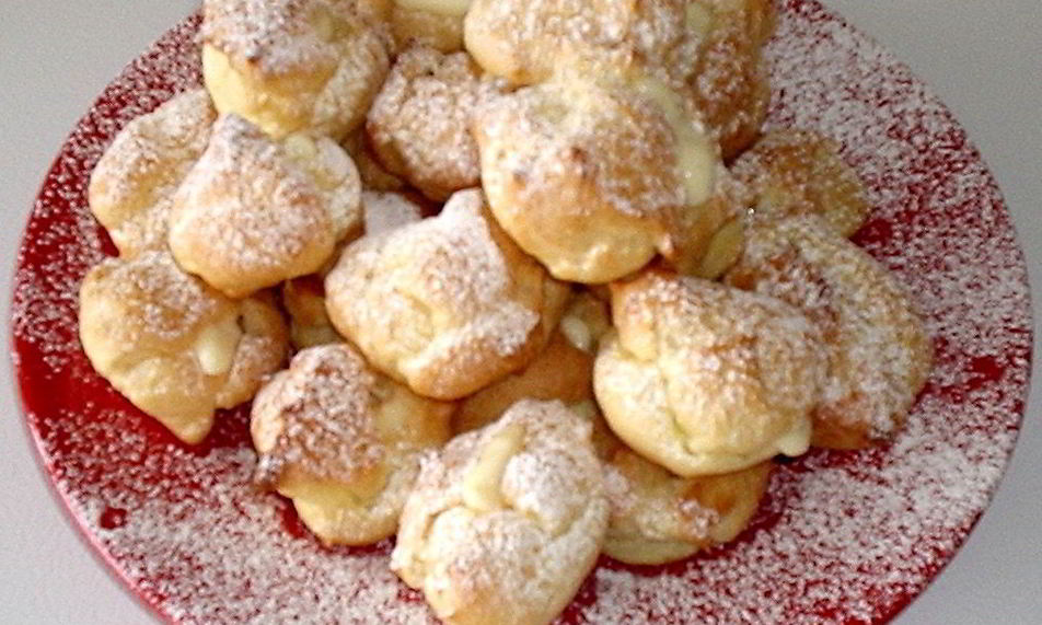 Рецепт пирожных эклеров с заварным кремом