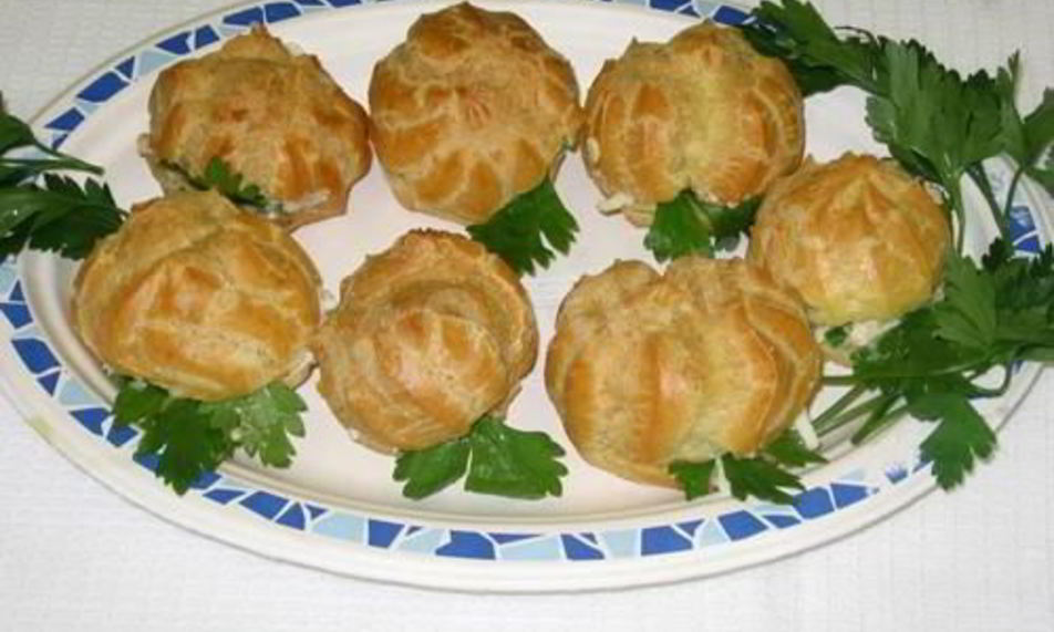 Рецепт профитролей с несладкой начинкой