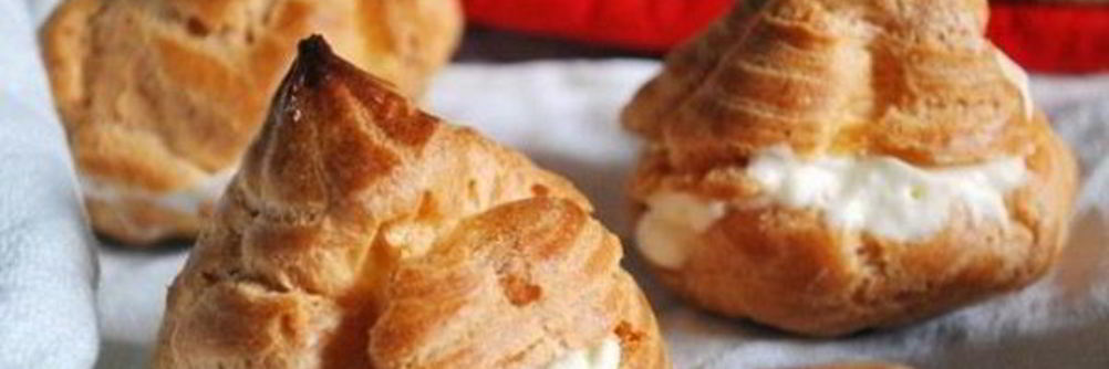 Профитроли с творожным кремом