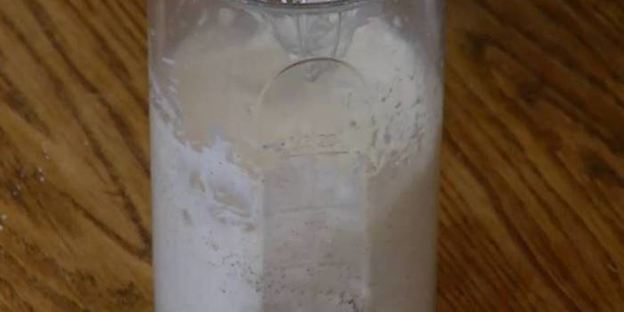 профитроли с ванильным кремом и мороженым