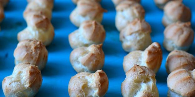 торт из эклеров