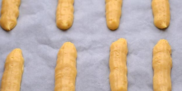 эклеры с хрустящим кракелюром