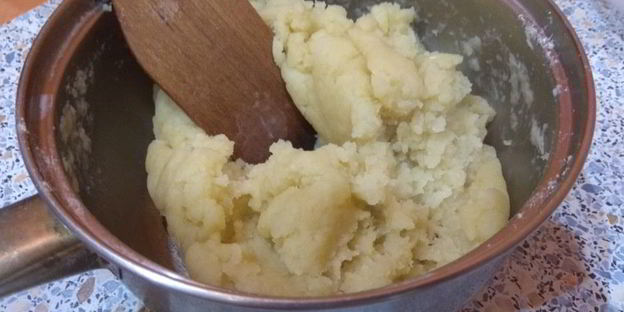 эклеры с масляным кремом