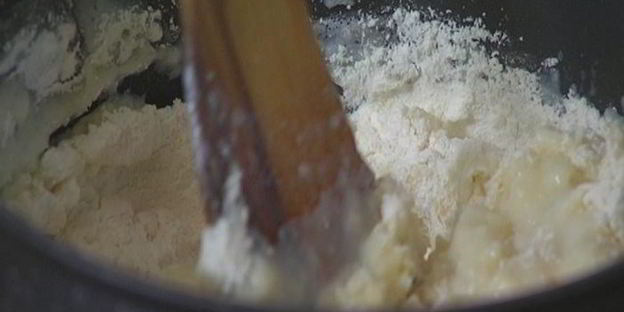 эклеры с начинкой из творога и зелени