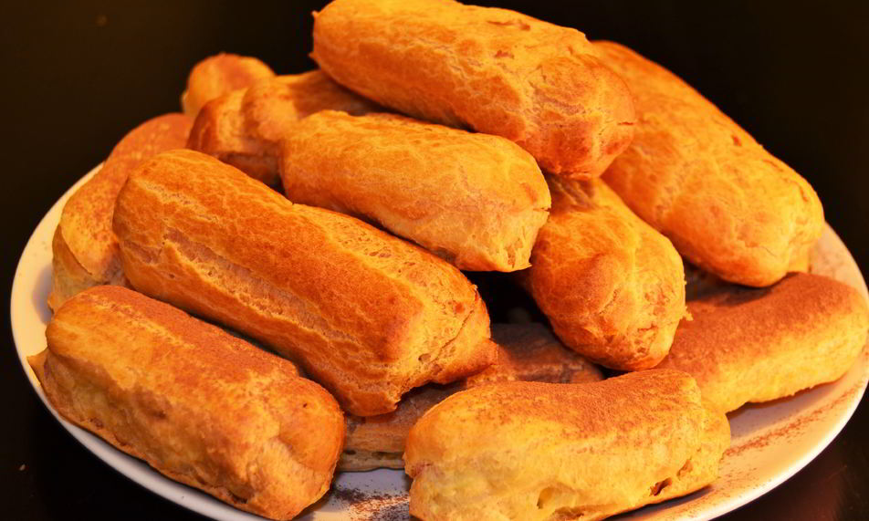 Рецепт эклеров с шоколадно-сливочным сыром