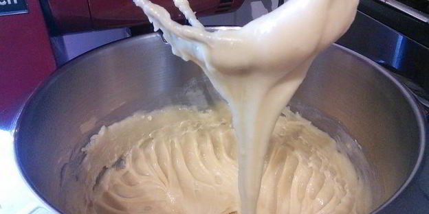 эклеры с шоколадным кремом патисьер