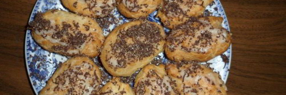 Эклеры с заварным кремом и шоколадом