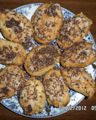 Эклеры с заварным кремом и шоколадом