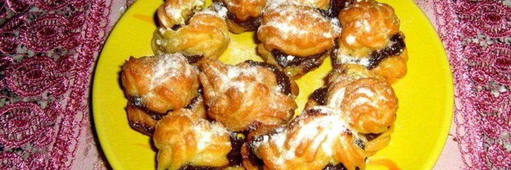 Эклеры со сгущенкой