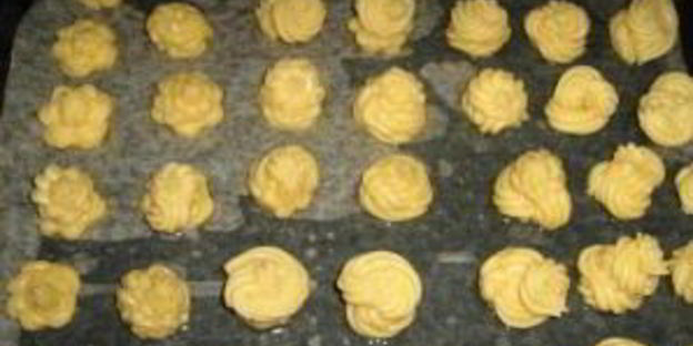 эклеры со сгущенкой