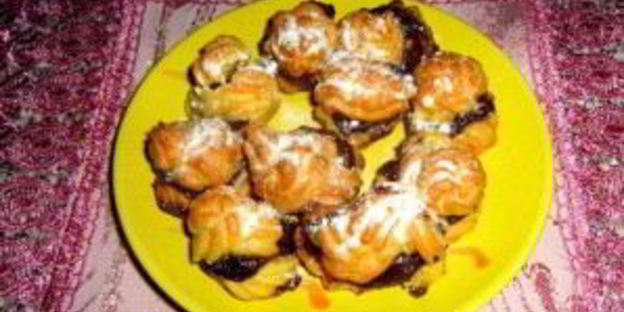 эклеры со сгущенкой