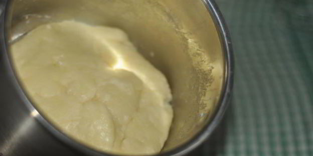 эклеры со взбитыми сливками и сгущенкой