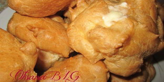 заварное пирожное с заварным кремом на белом шоколаде