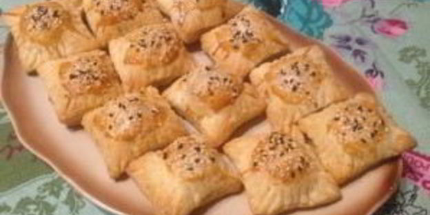 закусочные слойки с паштетом